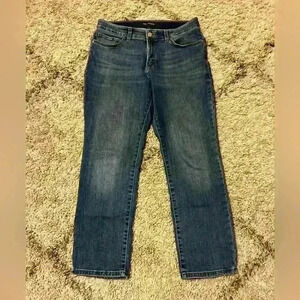 Lee relaxed fit strait leg mid rise size 12S